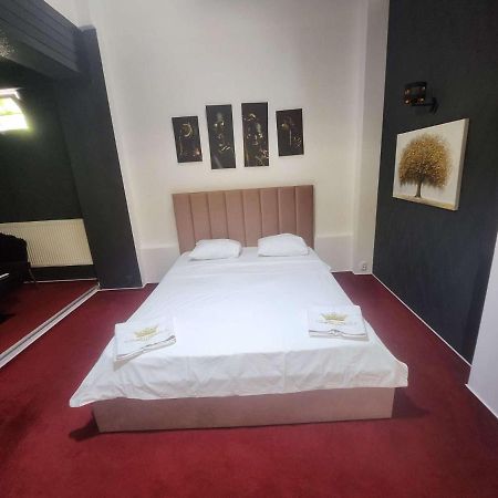 Karma Coffe&Room'S Bukarest Eksteriør billede