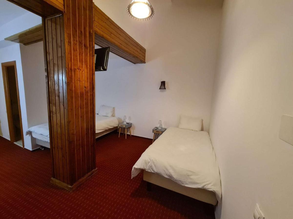 Karma Coffe&Room'S Bukarest Eksteriør billede