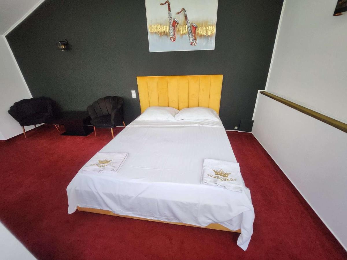 Karma Coffe&Room'S Bukarest Eksteriør billede